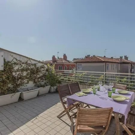 Relax E Funzionalita In Posizione Privilegiata Lägenhet Venedig-Lido